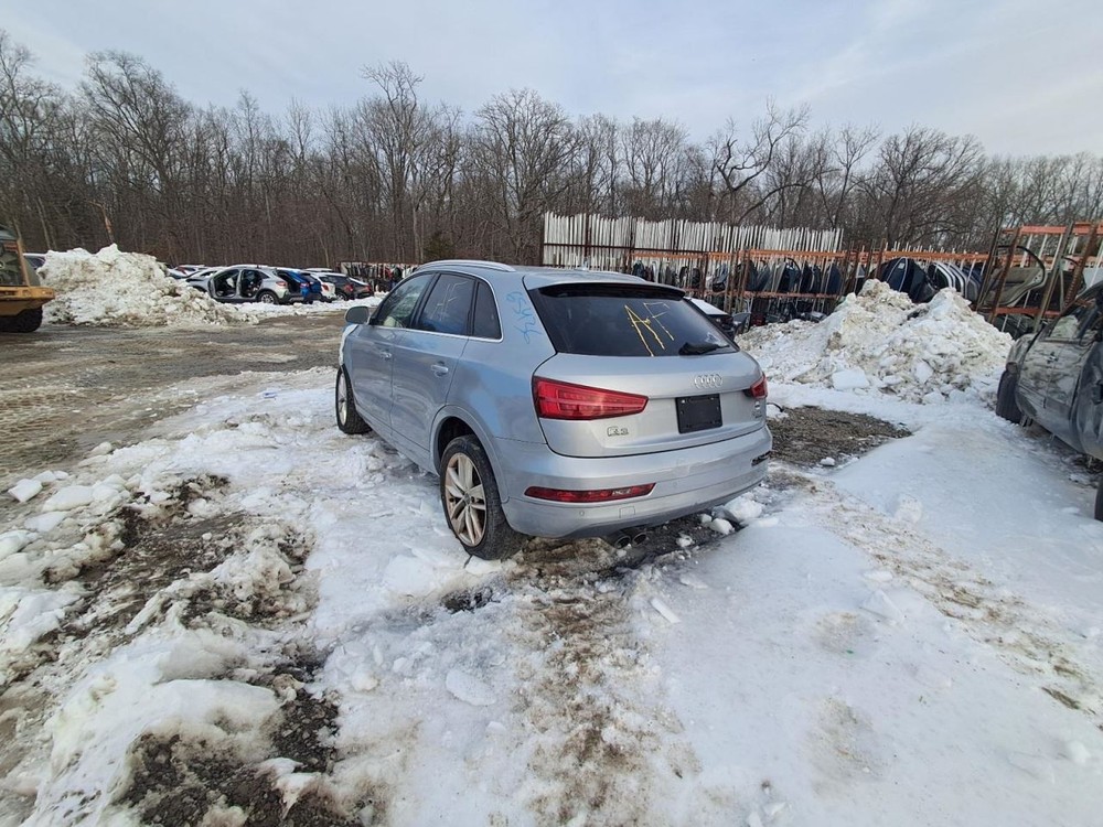 2016 Audi Q3 7 Display Screen - Used, No Anti-Theft Code, Reprogram Required