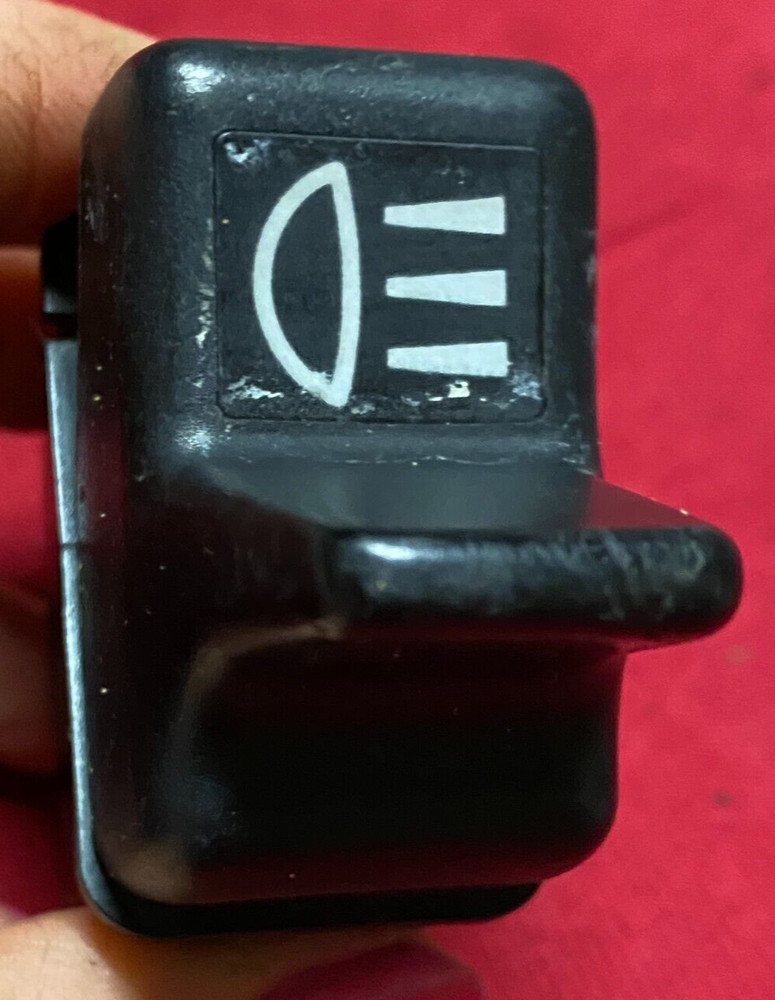 VOLVO OEM HEAD LIGHT SWITCH, 1624125, TOGGLE SWITCH