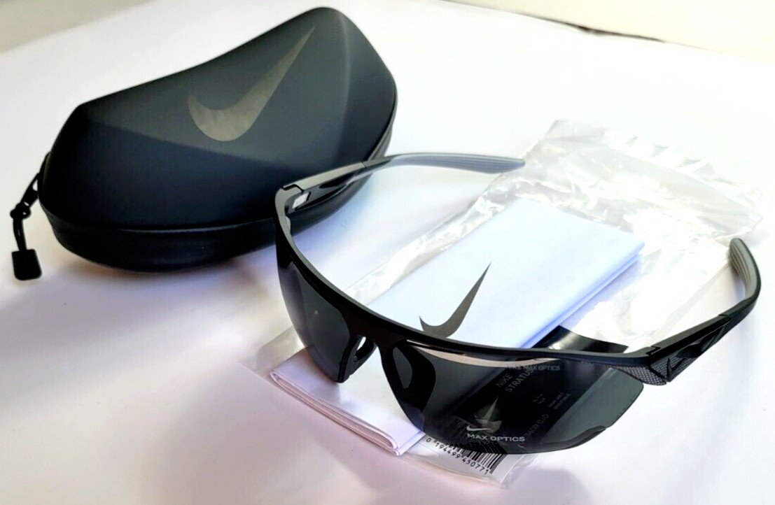 Nike Stratus Men’s Sunglasses Black Grey DC3409 Max Optics Hard Case New w Tag