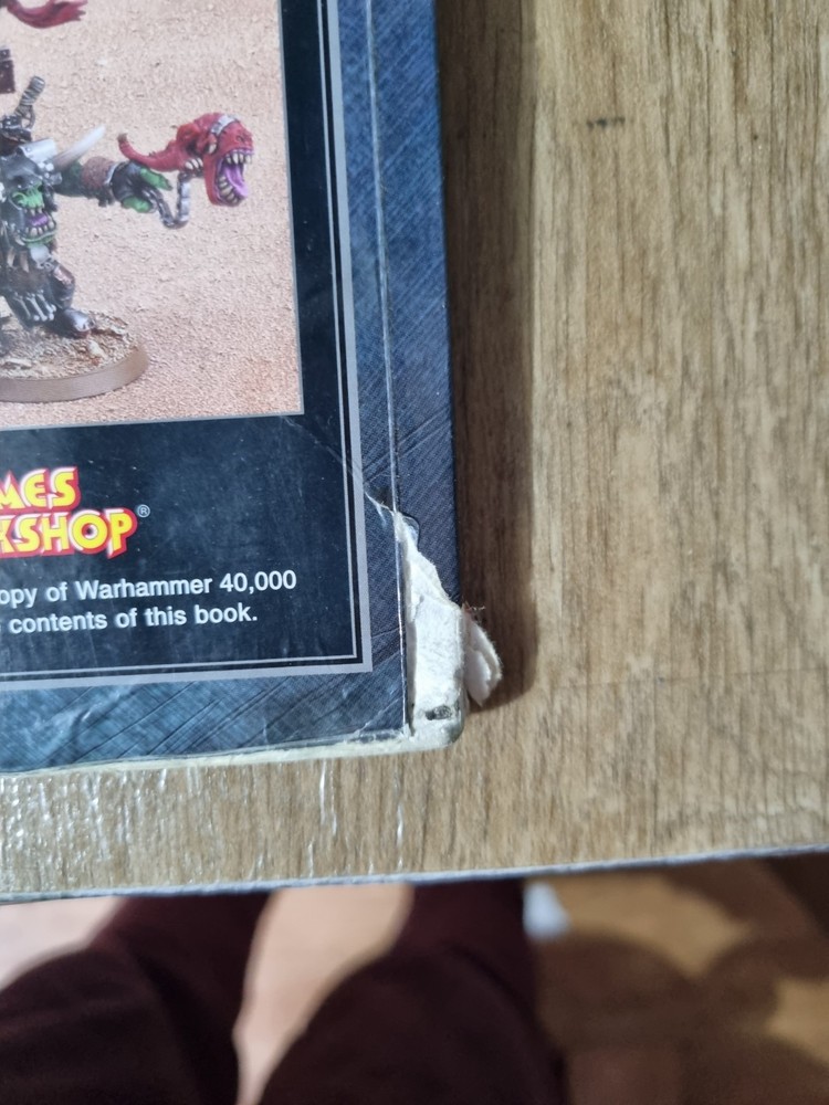 Warhammer40K Codex Ork 2008 Edition Games Workshop Paperback Damaged Torn Corner