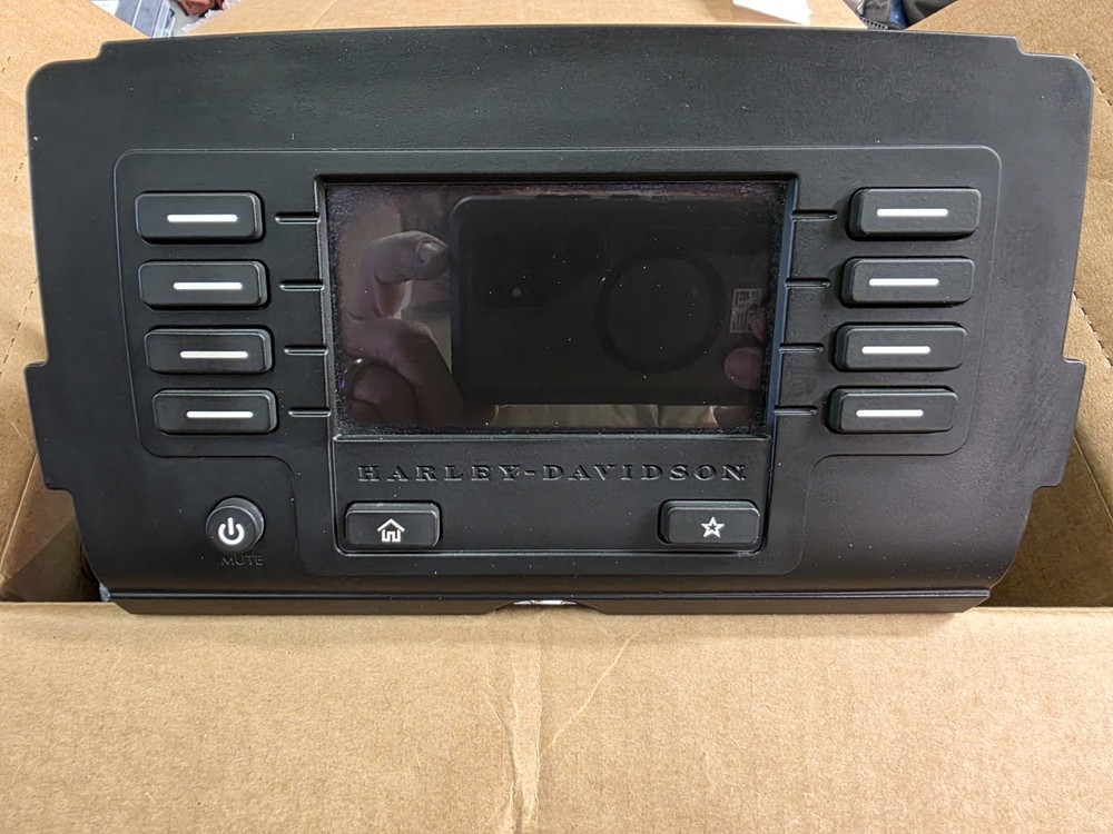 HARLEY DAVIDSON  BOOM BOX 4.3
