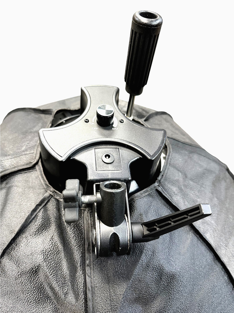 Impact Luxbanx Small Octagonal Softbox for Studio 32" with integrated LED Light