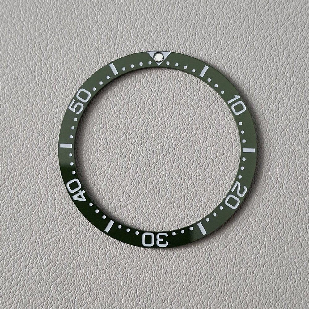 SEIKO Bezel Insert SKX007 / LOW PIP Army Green Ceramic Flat C3