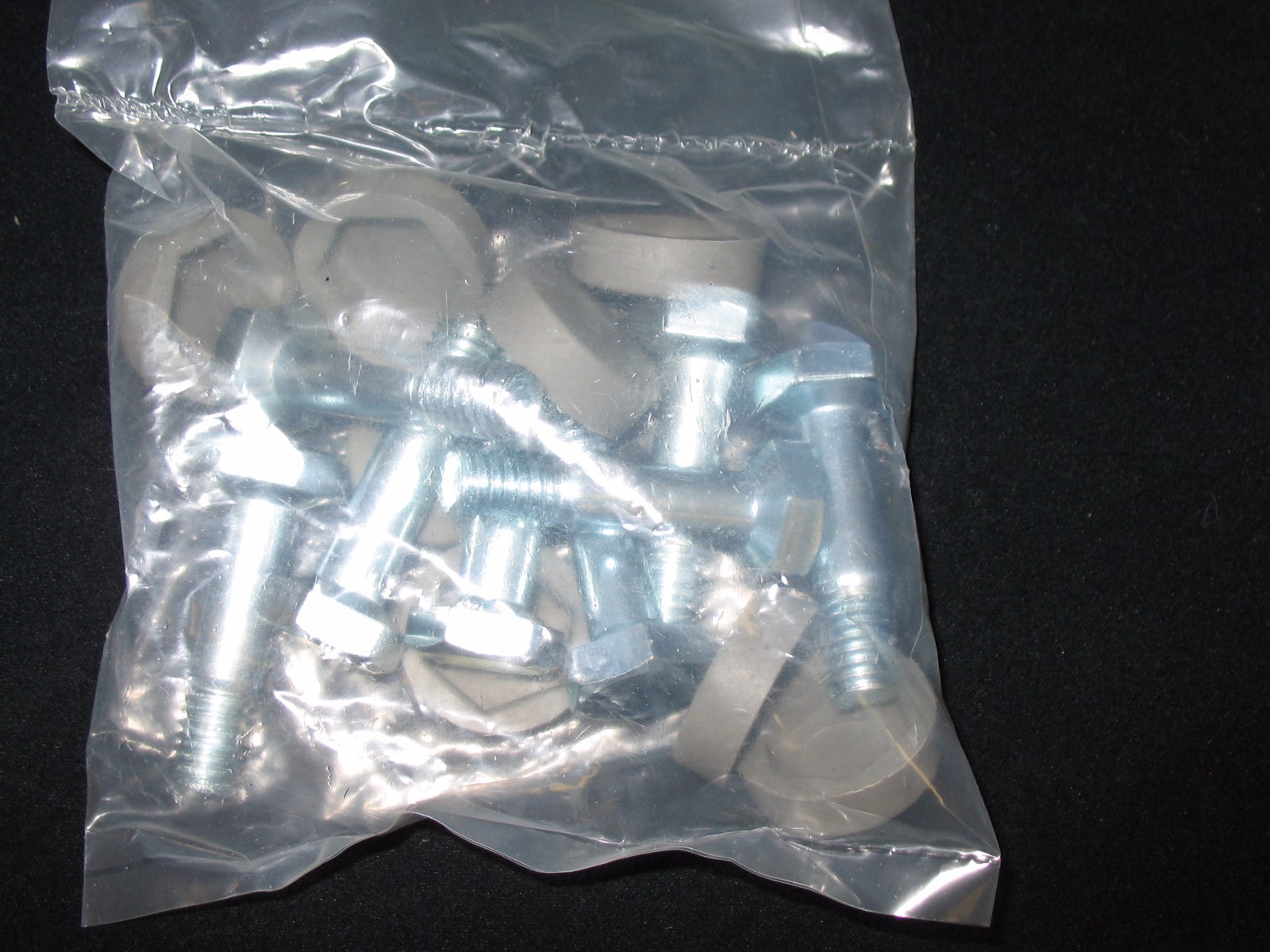 Pack of 8 Foot Post Levelers with Mat For Wire Shelving #18496 N NIP