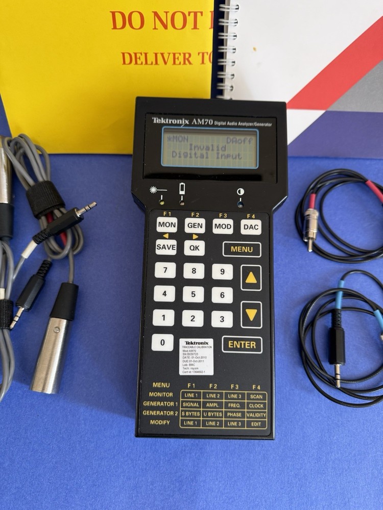 TEKTRONIX AM70 PATHFINDER, Digital Audio Analyzer/Generator