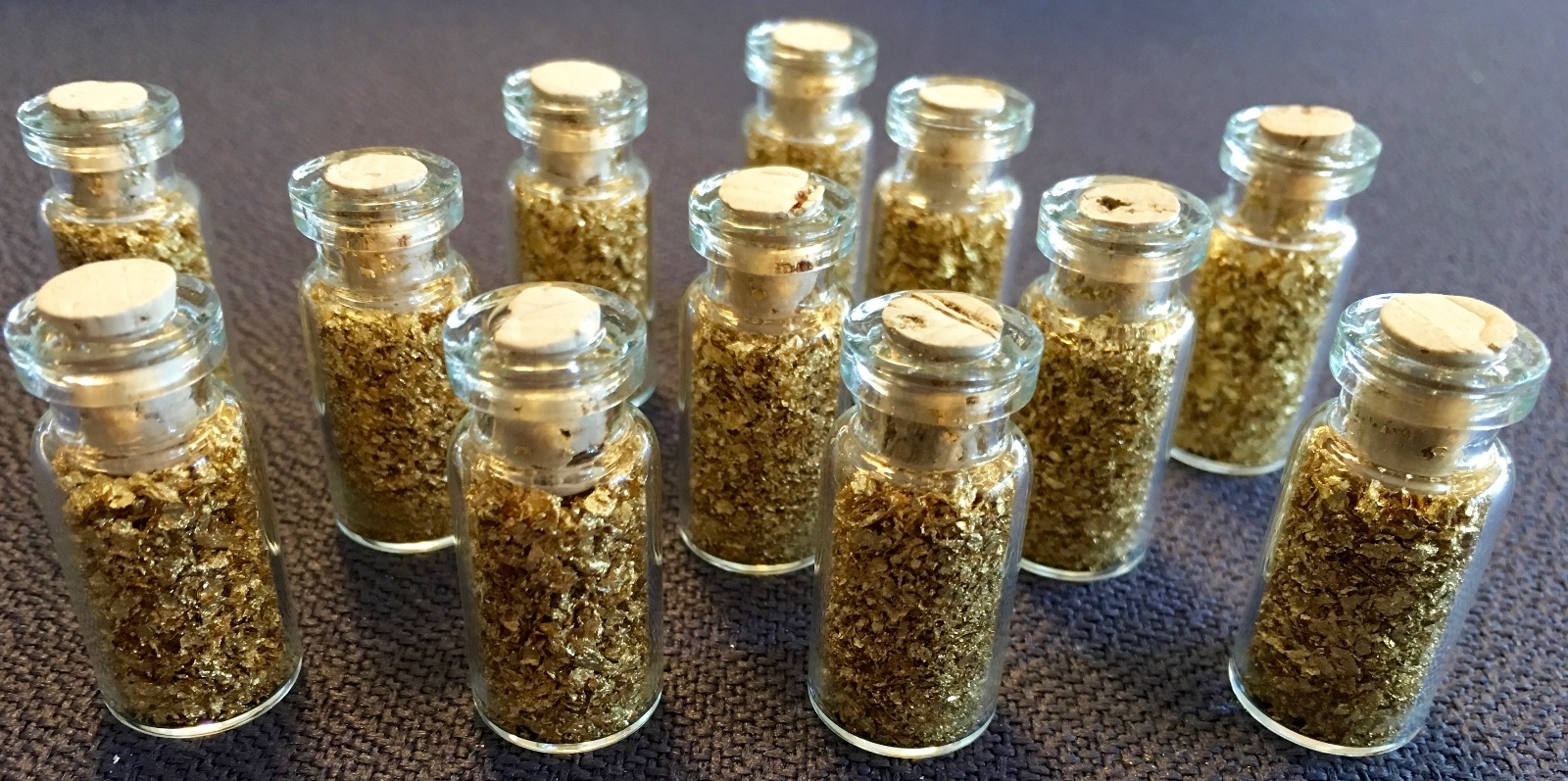 12 Large 2ml Bottles of Gold Leaf Flakes ..... Lowest price online !!
