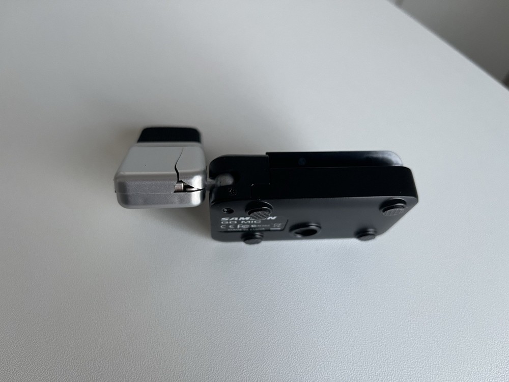 Samson Go Mic USB Condenser Microphone Silver Black - CRACKED CASING