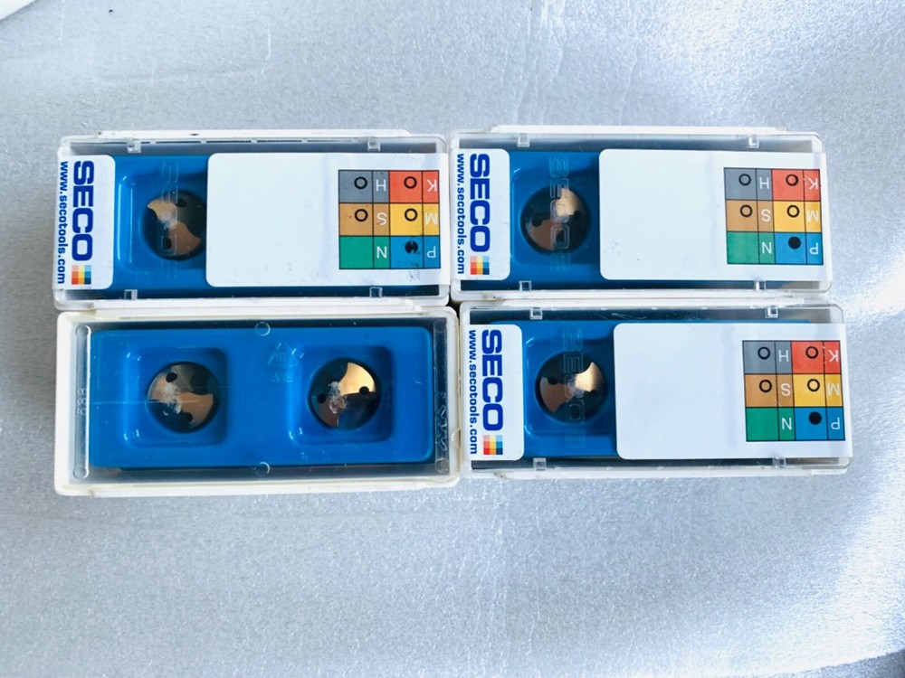 1 BOX (2 PCS) SECO SD100-14.00-P CARBIDE DRILL INSERTS