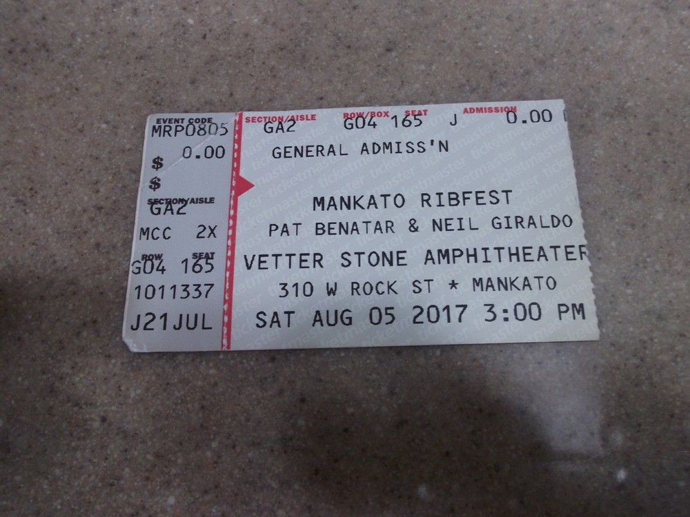 VINTAGE Concert Ticket Stub PAT BENATAR & NEIL GIRALDO SAT AUG 5TH 2017 MN.