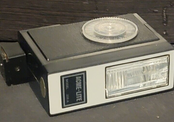 Vintage Acme Lite 228a Solid State Electronic Camera Flash 228A Excellent Cond