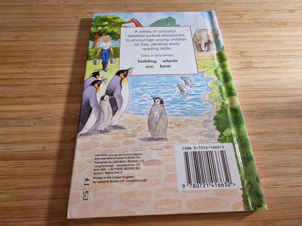 About the Zoo - 1994 / A first reader - Ladybird Hardback Book