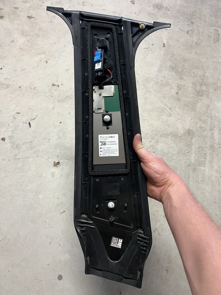 2020-2024 OEM Tesla Model Y Left Driver Side Exterior B Pillar Trim W/ Camera