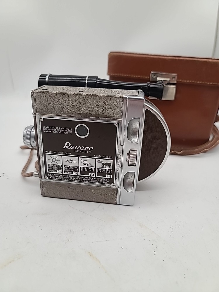 Revere 8 Camera 8mm With Case