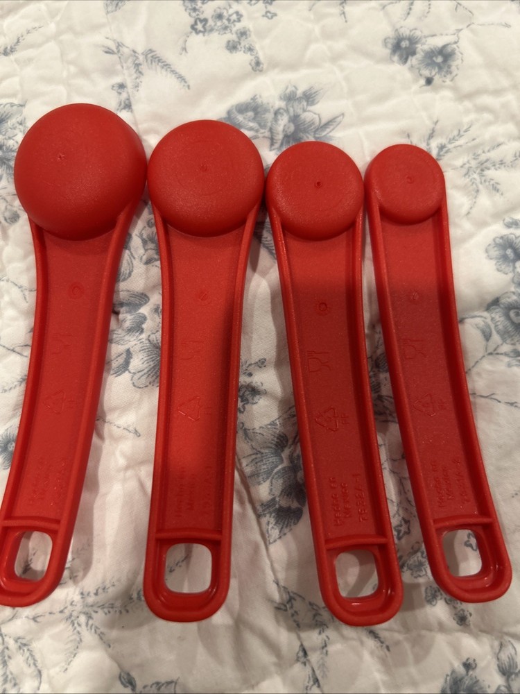 tupperware measuring spoons