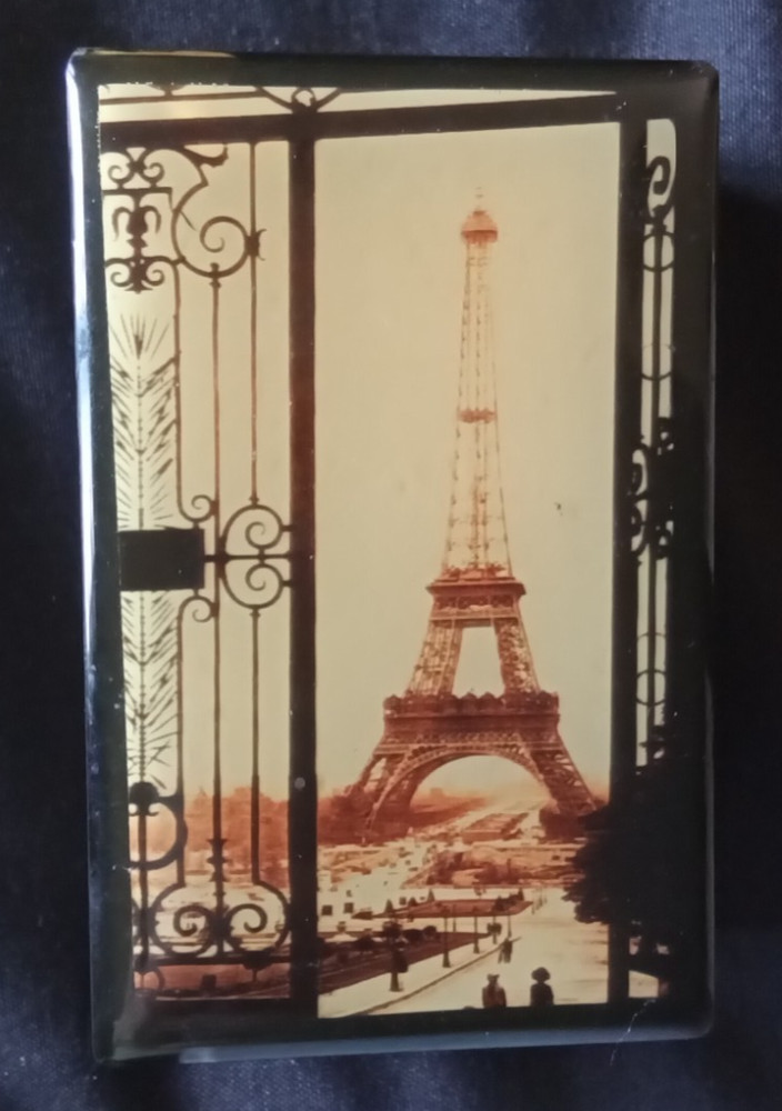 SMALL PILL/MINT SLIDING BOX - PICTURING EIFFEL TOWER