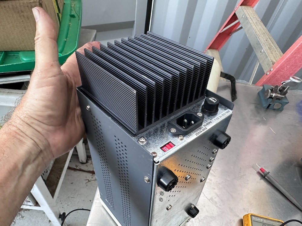 Protek 3006B DC Power Supply - TESTED