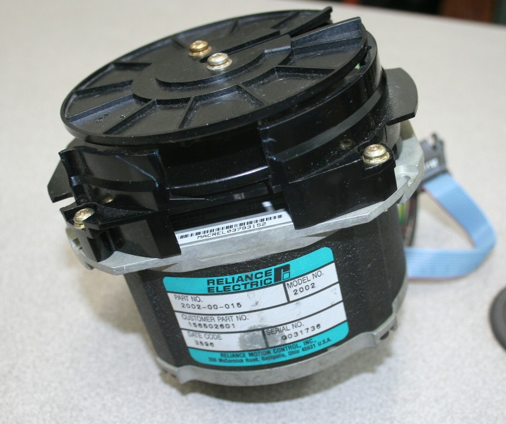 RELIANCE ELECTRIC Motion Control Motor  2002-00-015 model 2002 156502601 Encoder