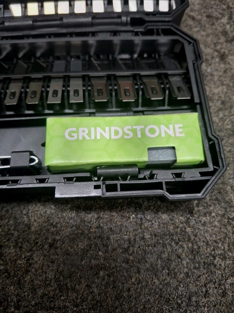 FANTASTICAR Grindstone 29pc Precision Hobby Knife Set. Bx6