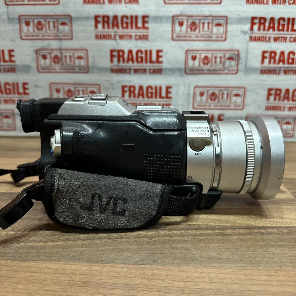 JVC GR-DV2000E Mini DV Digital Camcorder - Silver
