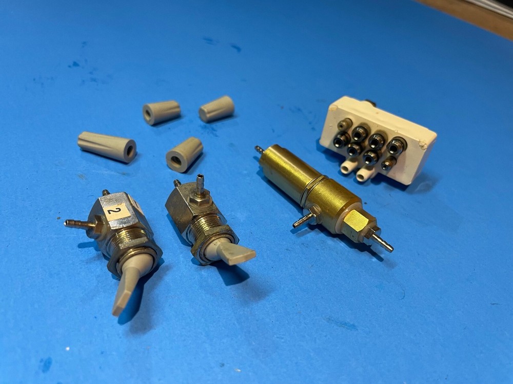 DCI DENTECH DENTAL ULTIMA 2 DELIVERY UNIT Valves Knobs and Parts
