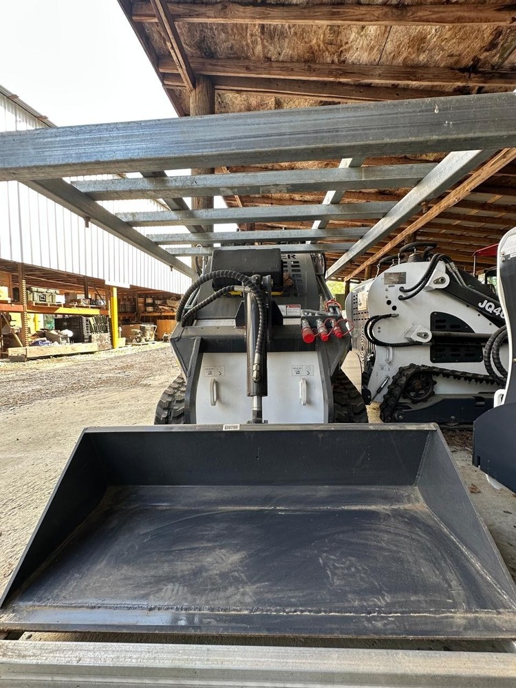 Skid Steer Loader JQ400R