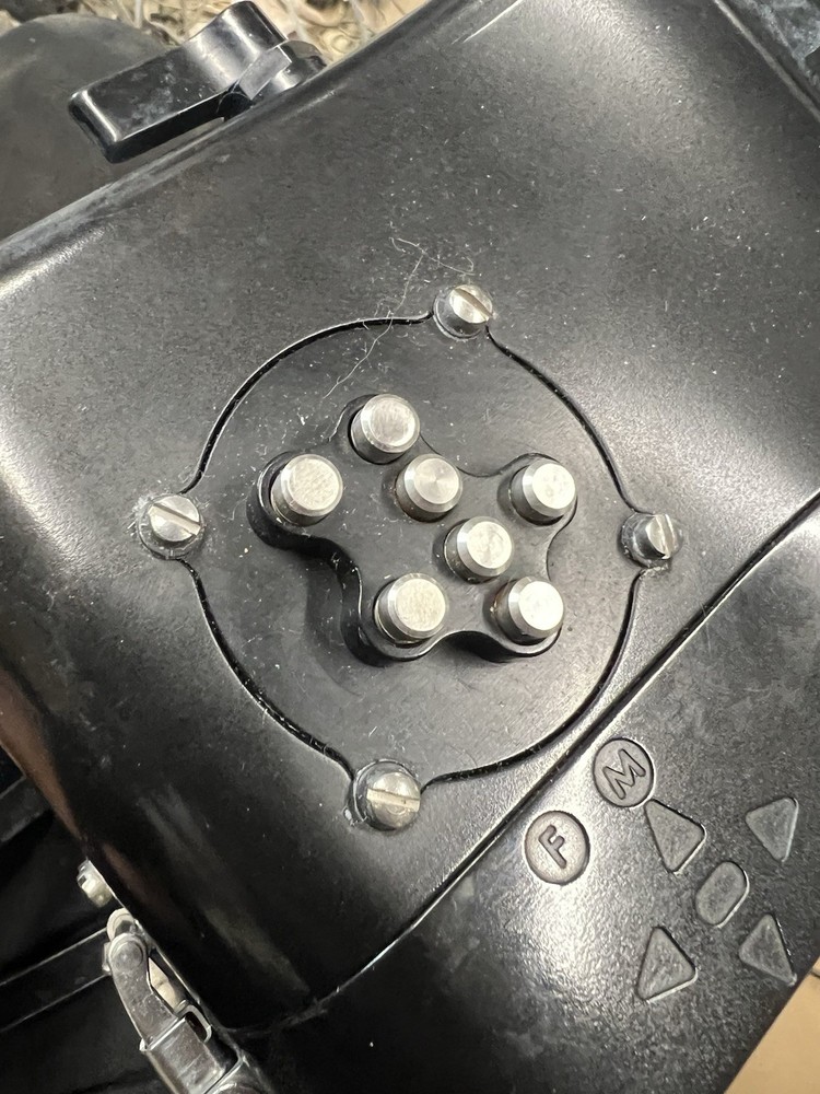 GATES UNDERWATER HOUSING UNTESTED