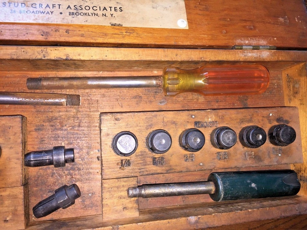 STUD-CRAFT DRIVER & REMOVER IN WOODEN CASE
