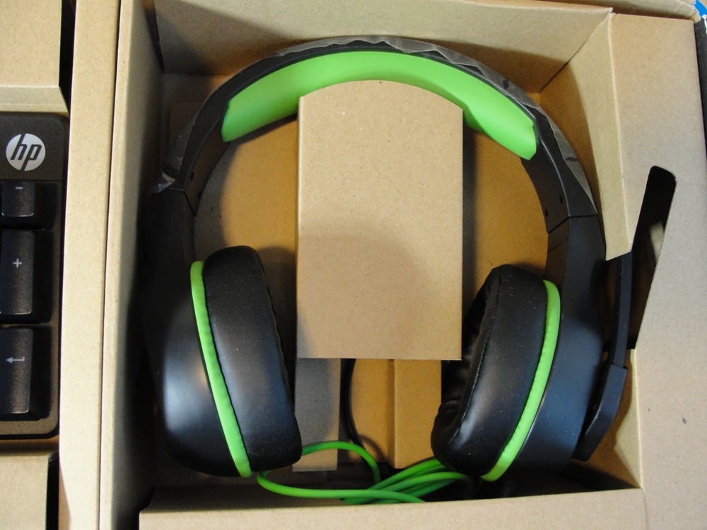 HP Gaming Mouse, Keyboard, Headset, Pad (HP Gaming Kit)