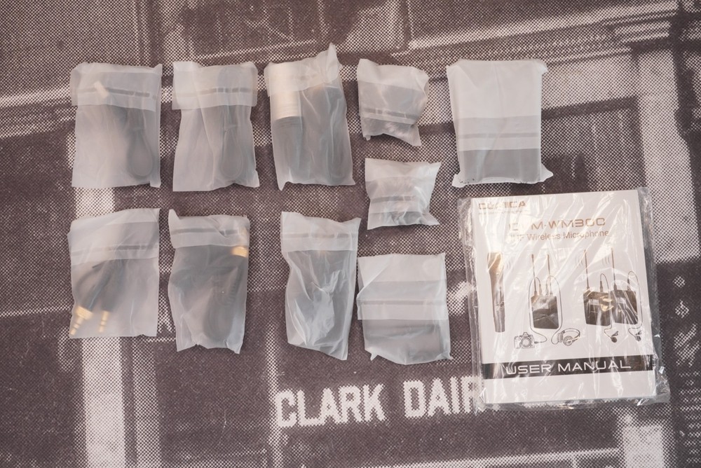 Comica CVM-WM300(A) Dual Wireless Transceiver+Receiver