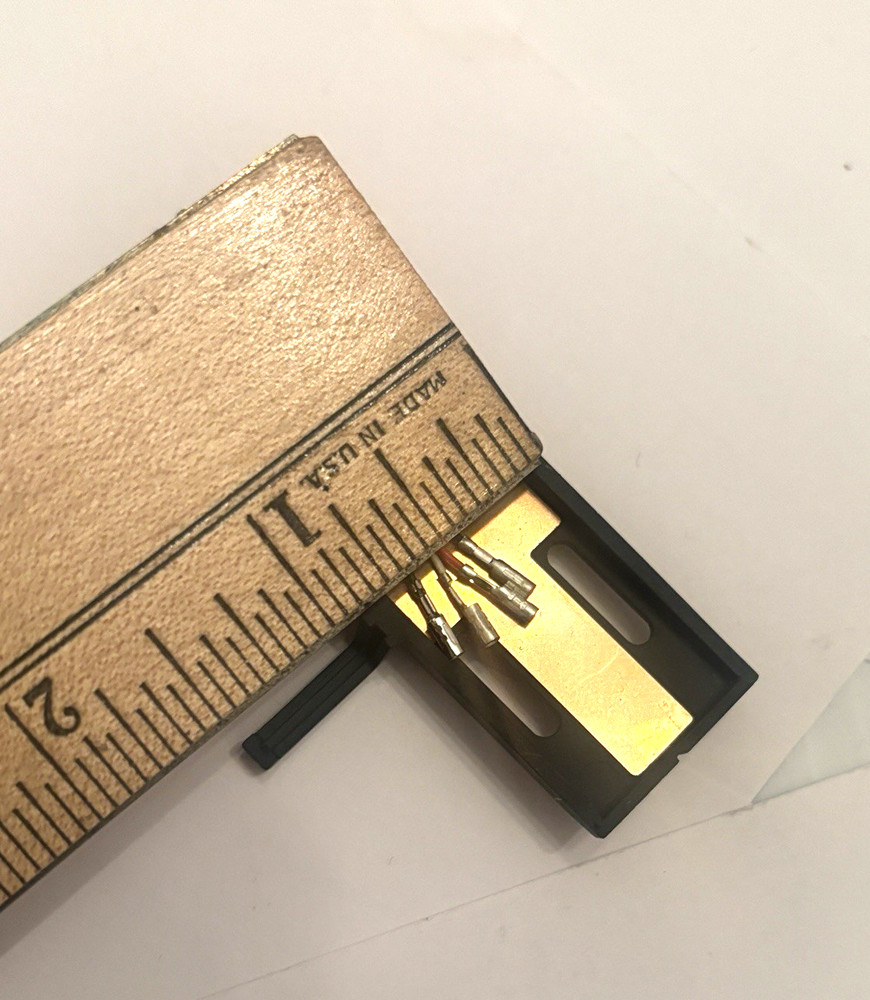 BLACK TURNTABLE HEADSHELL - NOS - MAKE UNKNOWN