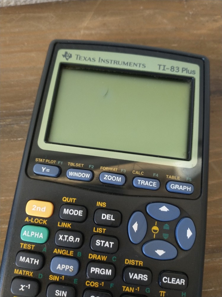 Texas Instruments TI-83 Plus Graphing Calculator *TESTED* small screen flaw