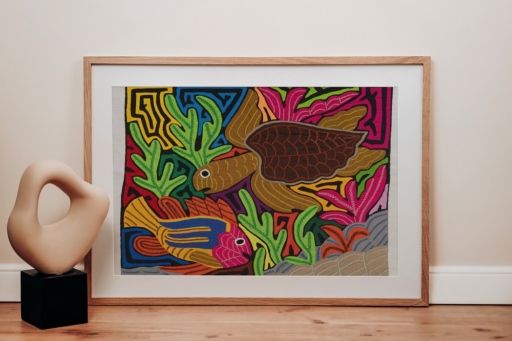 Underwater Turtle And Fish Mola