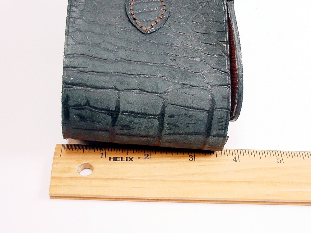 Vtg 1930's Aligator texture camera case | Nds restitch w/ needle & thread | $12