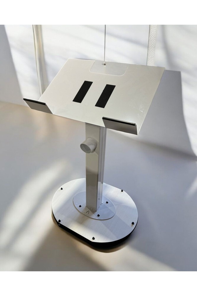 Mastodon Controller Podium