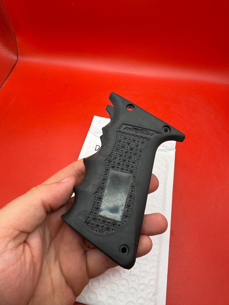 Dye DM3 Grips