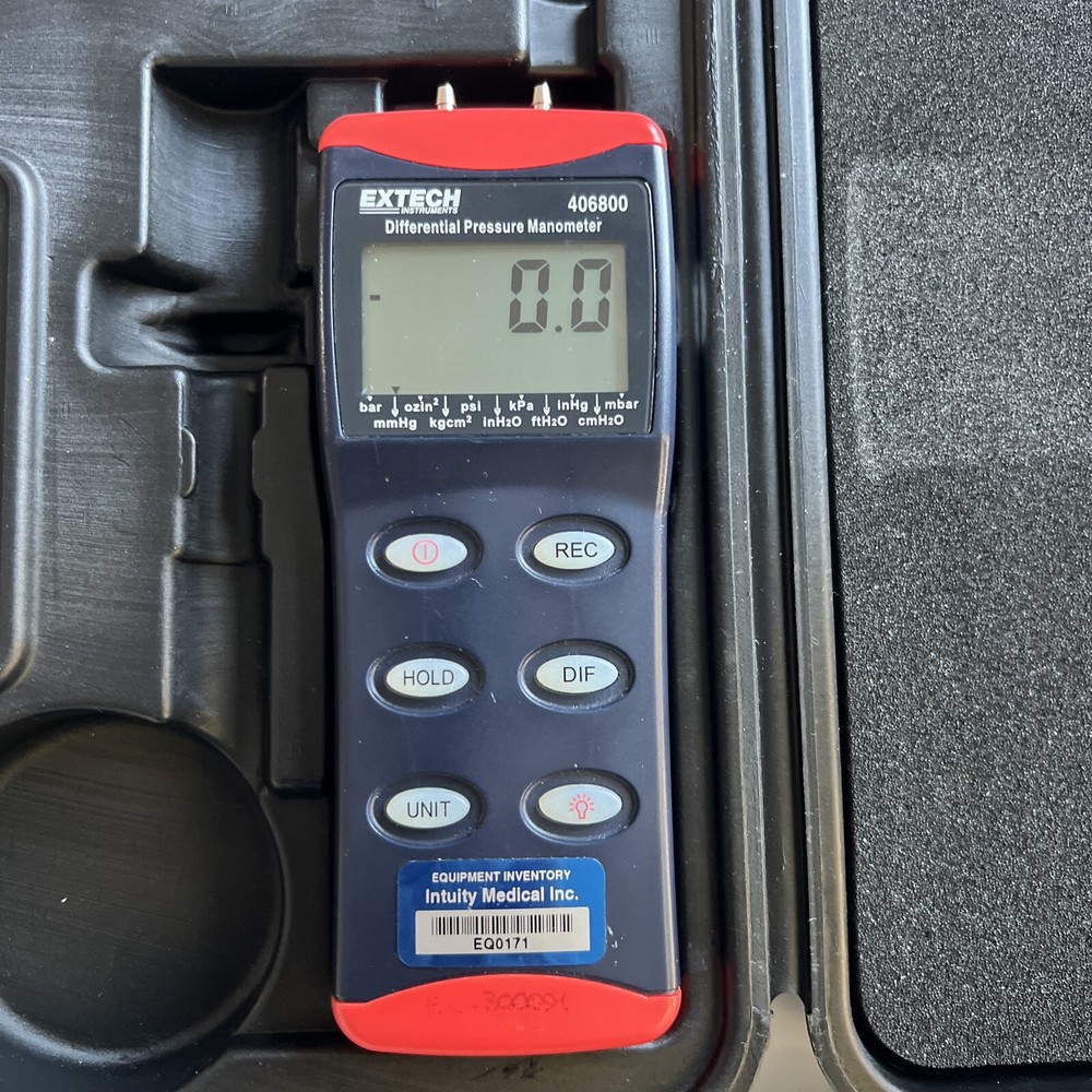 Extech Instruments Differential Pressure Manometer with hard case manual 406800