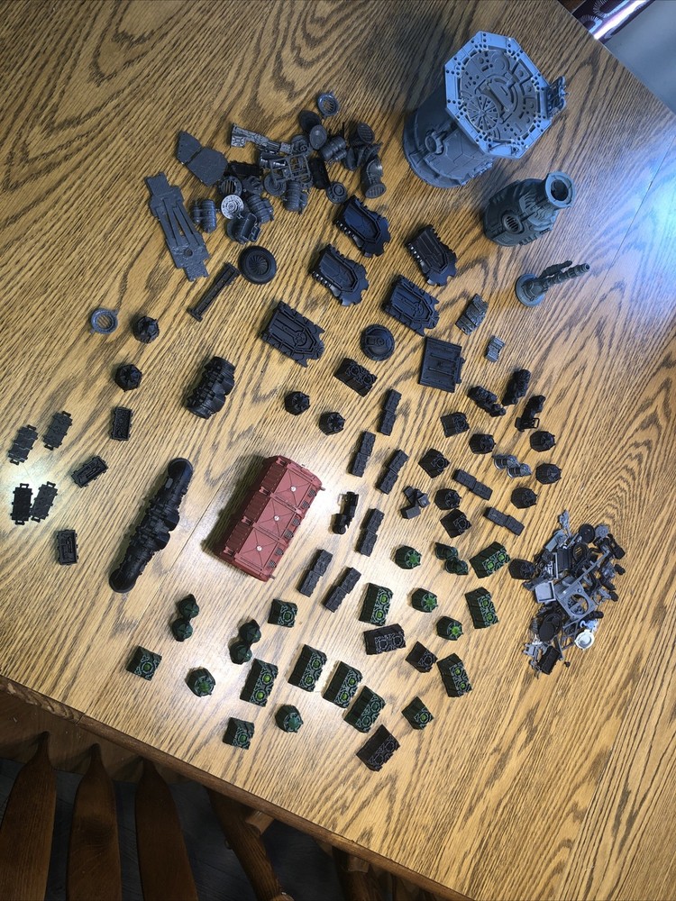 Warhammer 40k Terrain And Bits Lot