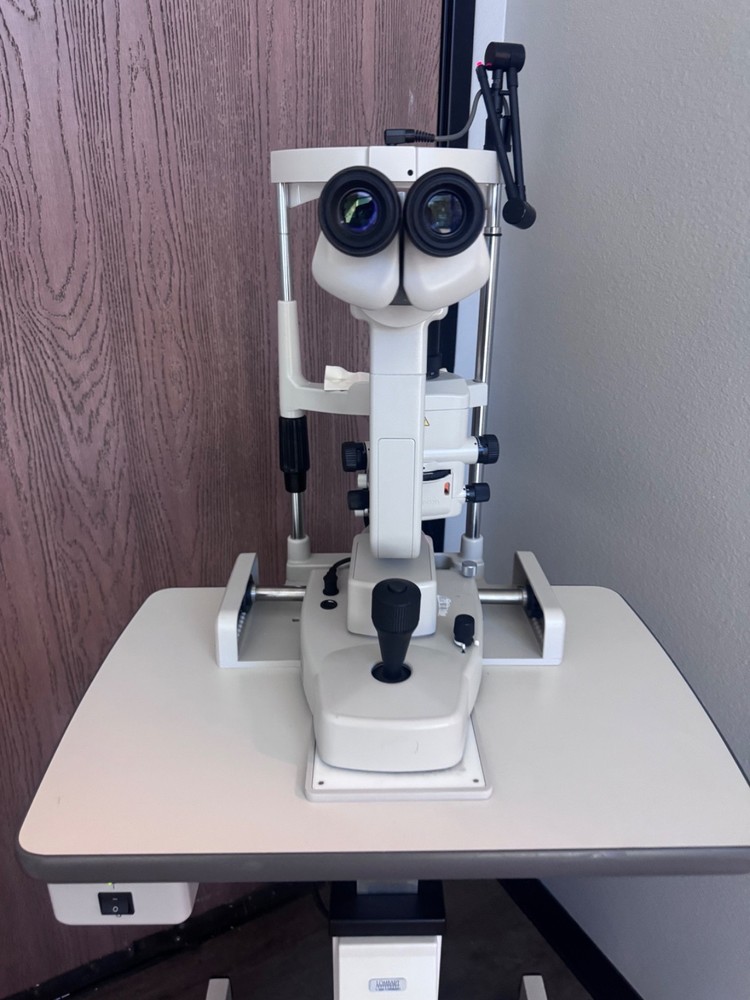 Topcon SL2G Slit Lamp-Good Condition!
