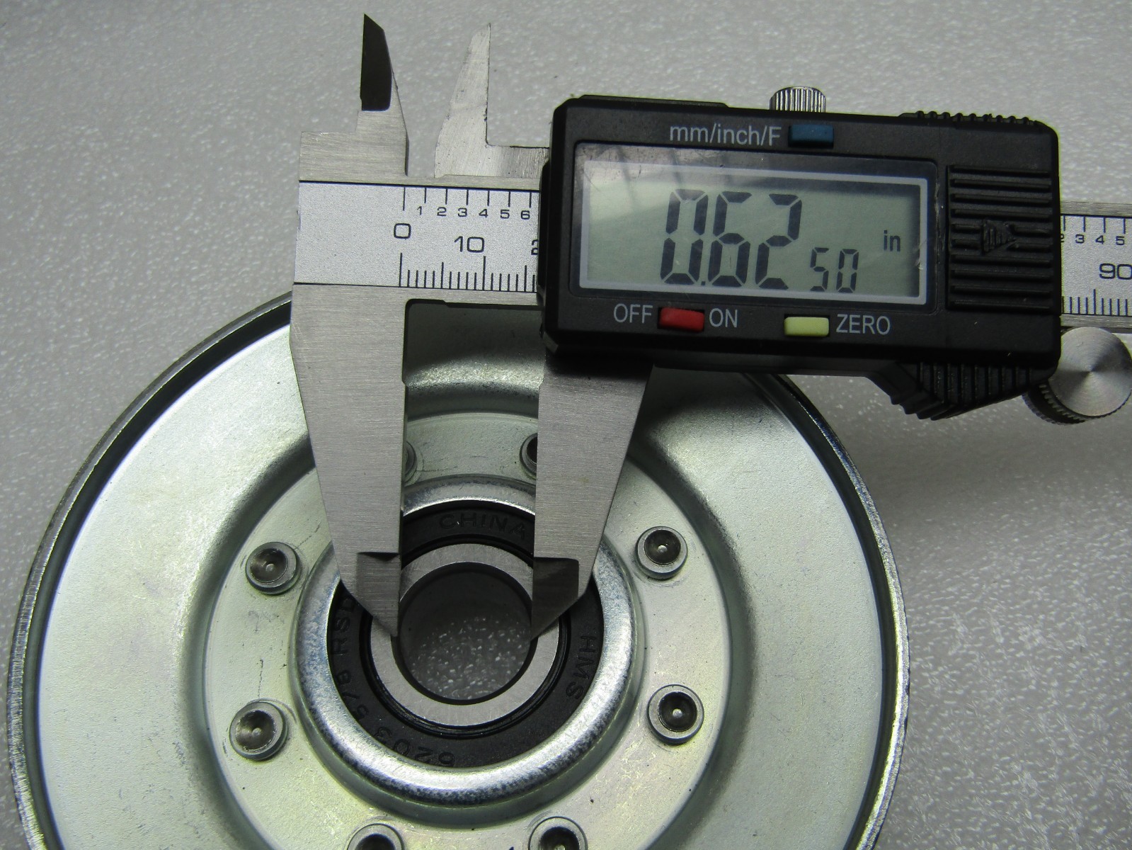 4" V-Belt Idler Pulley 5/8" Bearing Bore 4" OD x 1"OA Wide Fits B, 4L, A Belts