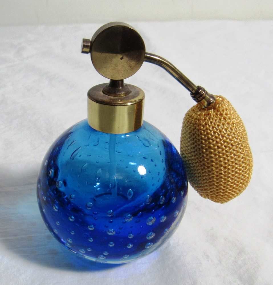 BLUE CONTROLLED BUBBLES PURFUME BOTTLE WITH ATOMISER