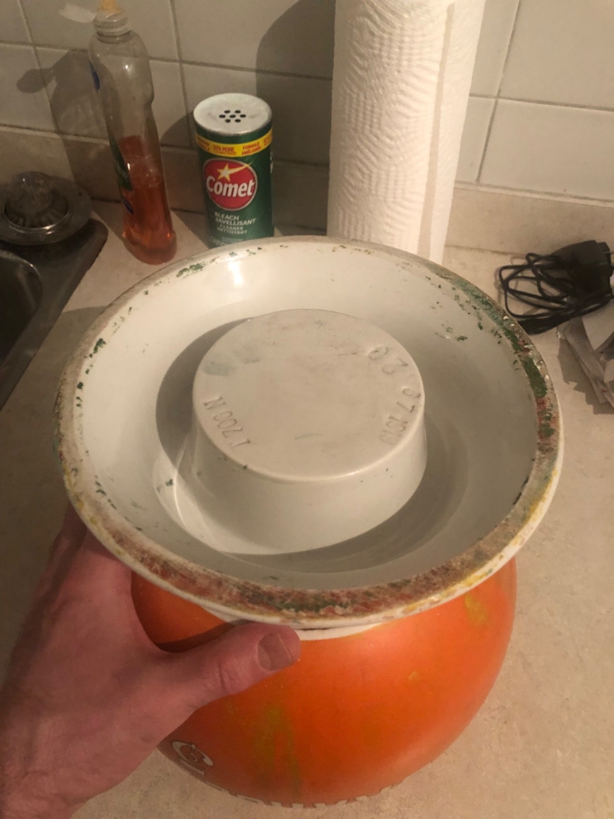 VINTAGE RARE c.1919 CERAMIC "HOWEL'S ORANGE-JULEP 5c" SODA FNT SYRUP DISPENSER