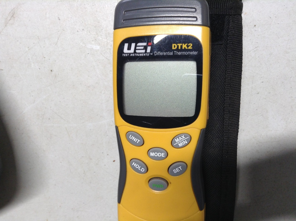 UEI DTK2 Dual Input Differential Thermometer Tested