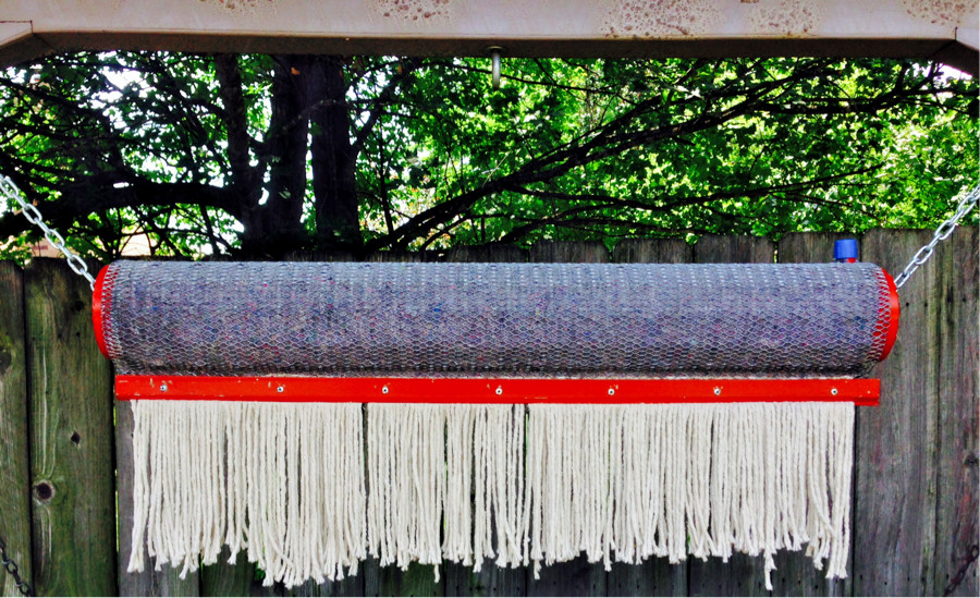 (1) 30" CATTLE LIVESTOCK OILER RUB for insect / parasite / fly control USA Mfg