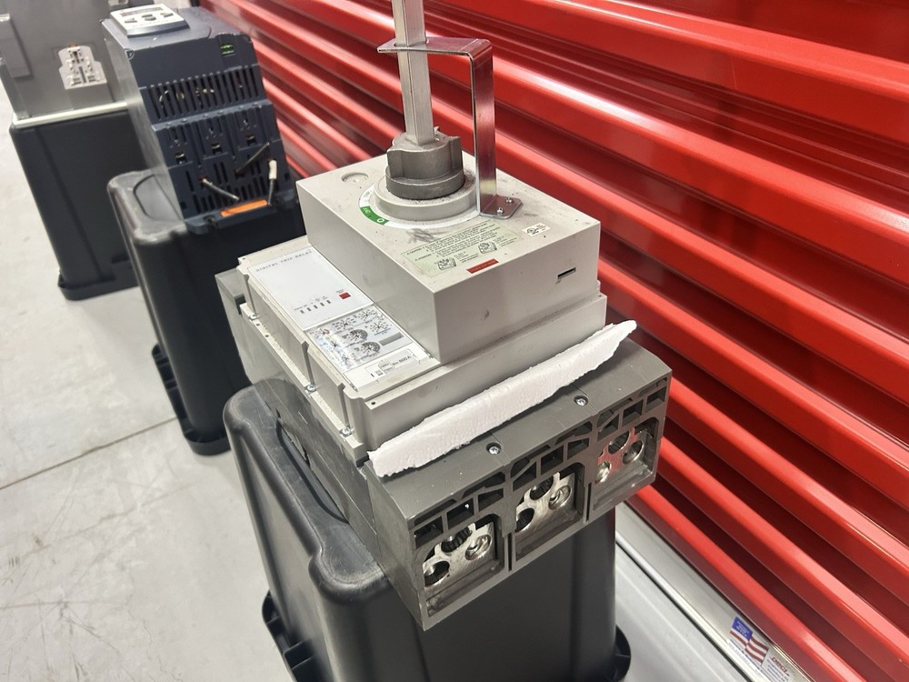 ABB Tmax 600A AC Load Break Switch with Digital Trip Relay