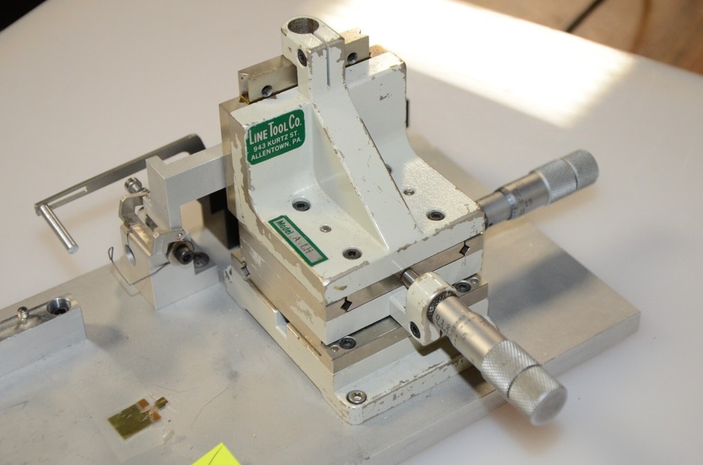 Line Tool A LH 3 Axis Linear Stage Starrett Micrometers & Fixture