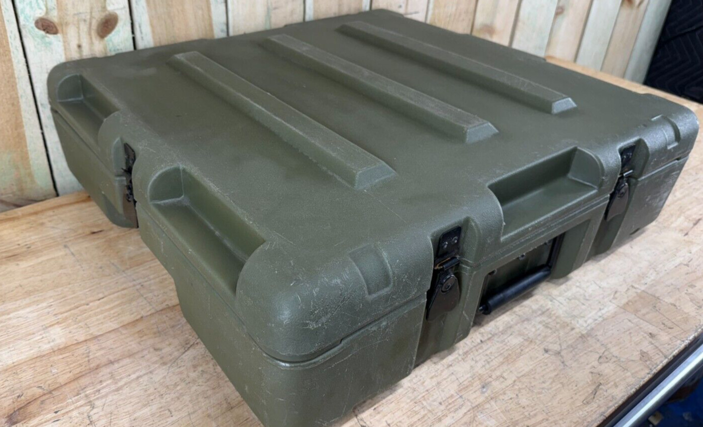 PSI Case 23X21.5X7" Green Military Waterproof Storage Container Hardigg