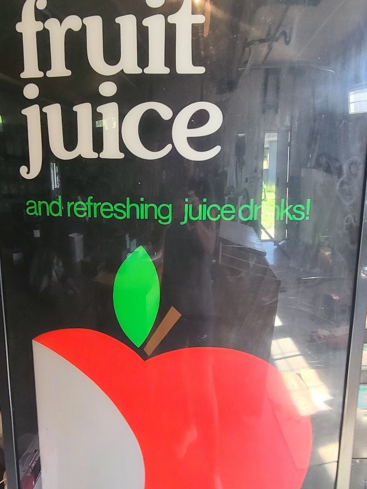 Working dixie narco pop soda vending machine