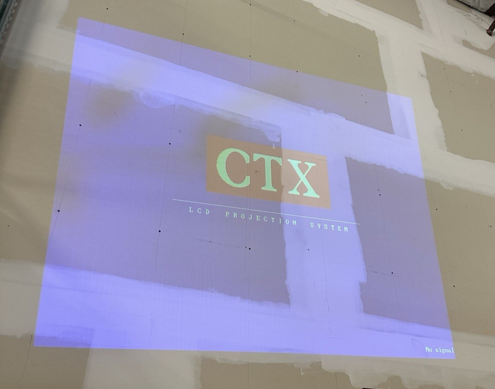 CTX EzPro 610 LCD Projector – Powers On, Case + AC Adapter Included