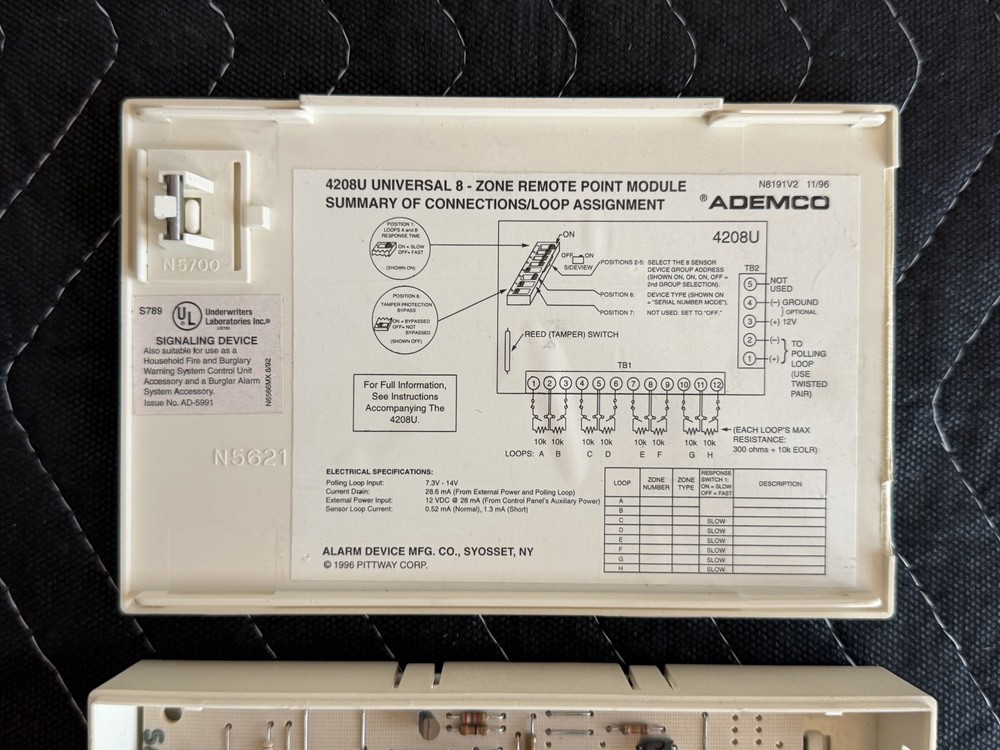 Ademco 4208U Universal 8-Zone Expander Module USED