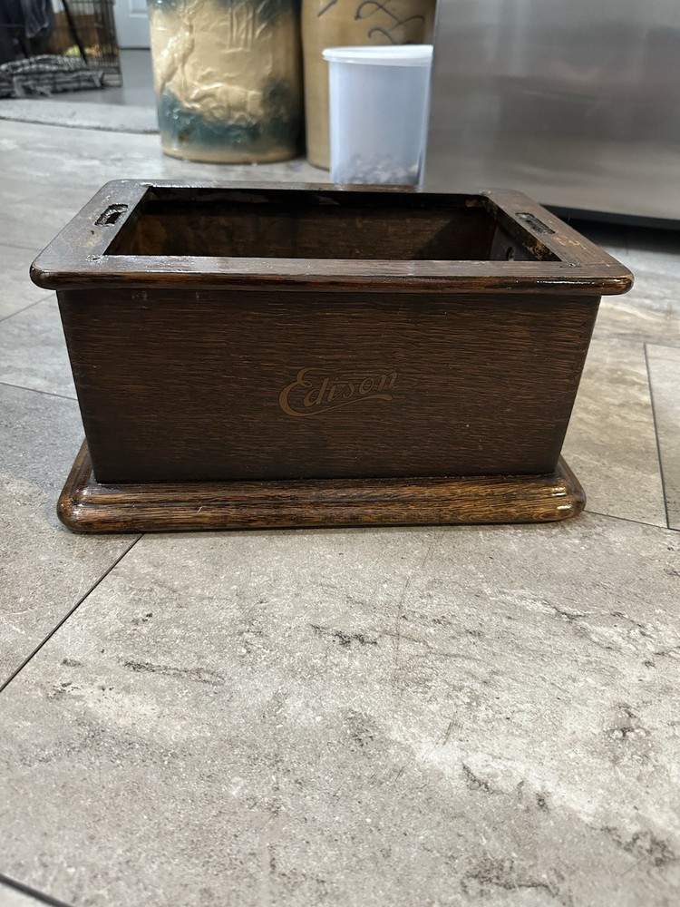 Antique Edison Cylinder Phonograph Oak Case Bottom